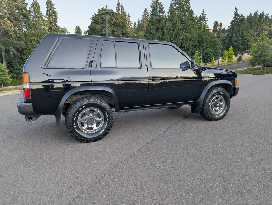 1994 Nissan Pathfinder 1st Gen - Image 27 of 31