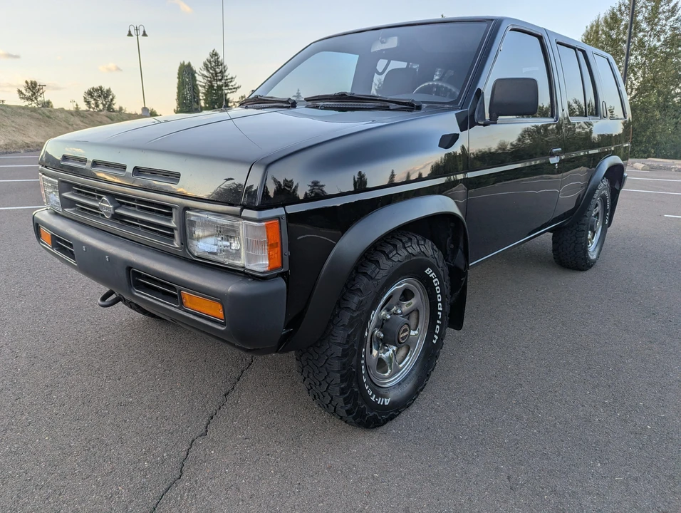 1994 Nissan Pathfinder 1st Gen - Image 9 of 31