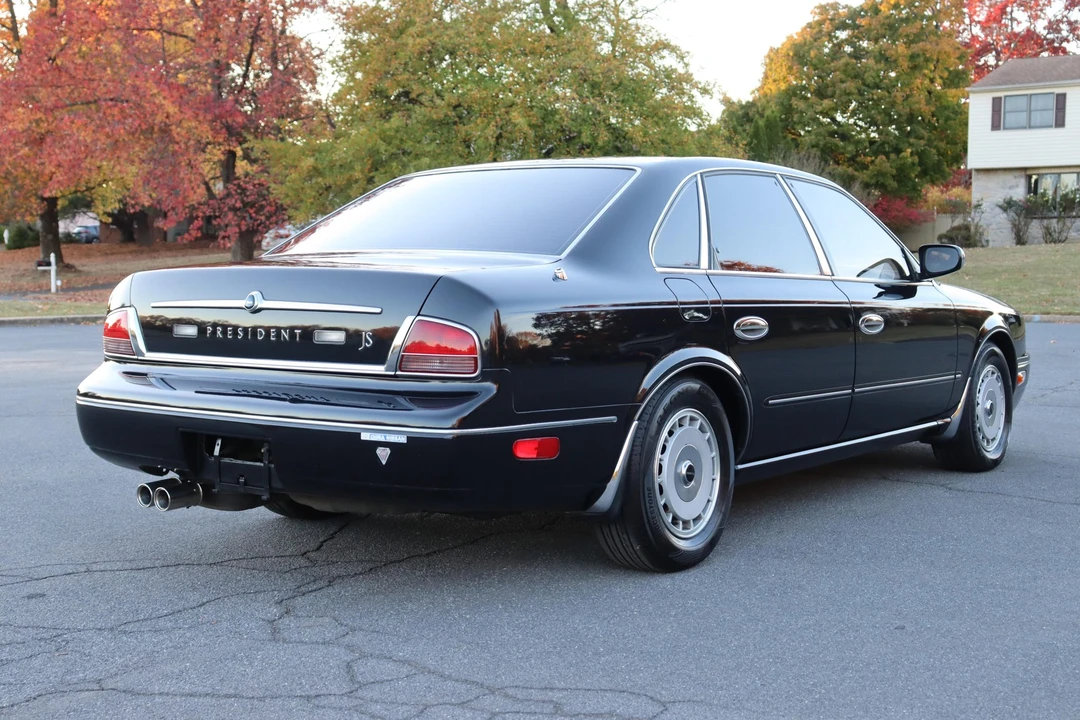 1994 Nissan President 3rd Gen - Image 10 of 31