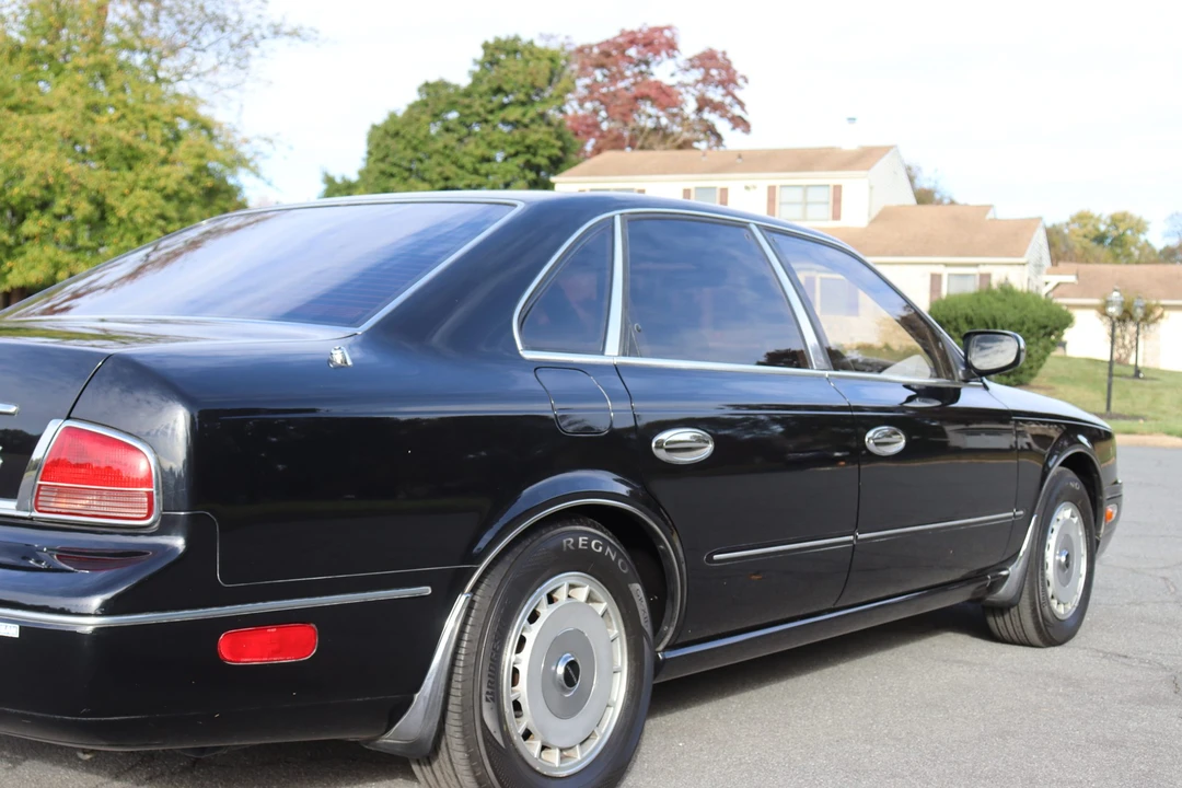 1994 Nissan President 3rd Gen - Image 15 of 31