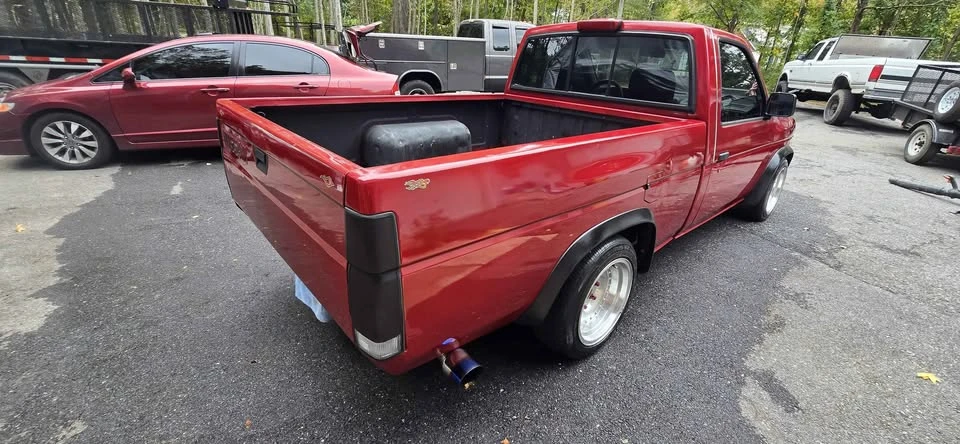 1994 Nissan Frontier - Image 2 of 6