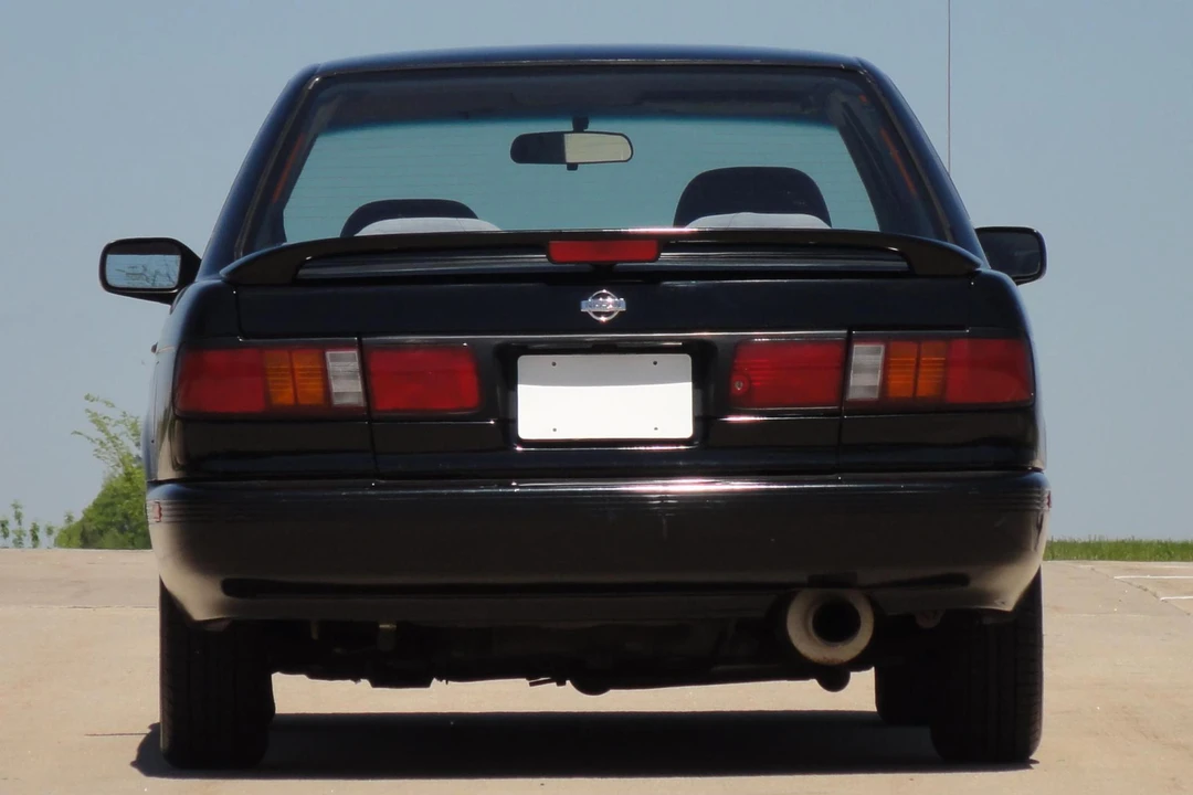 1994 Nissan Sentra 3rd Gen - Image 5 of 31