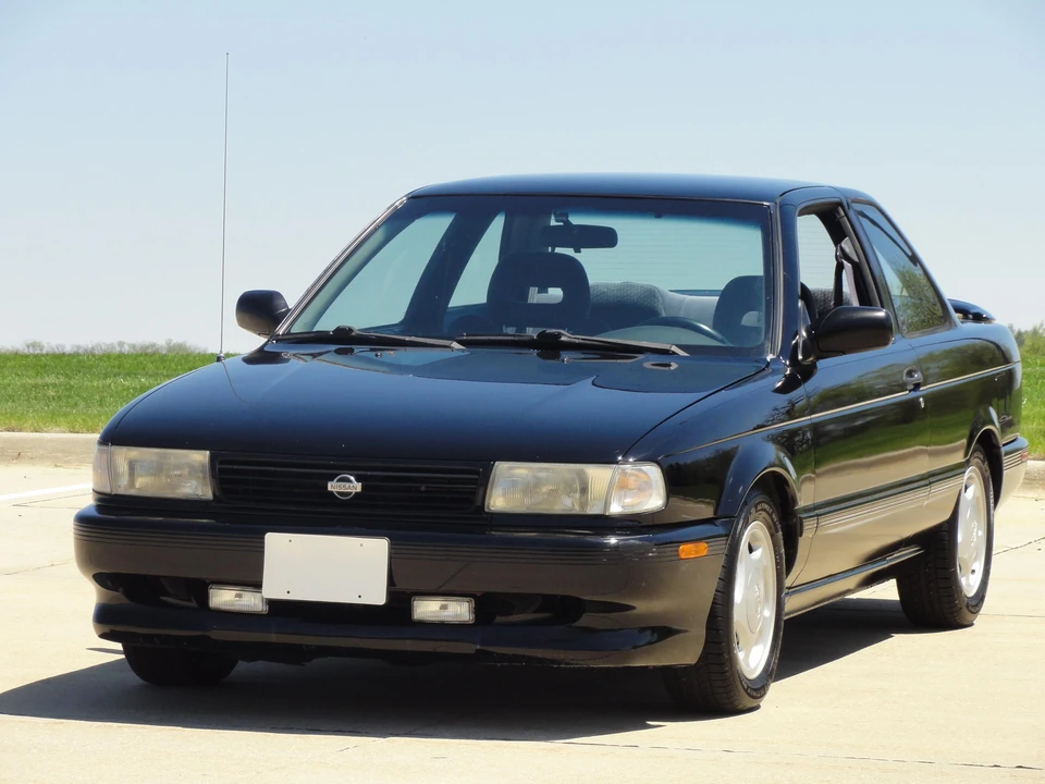 1994 Nissan Sentra 3rd Gen - Image 6 of 31
