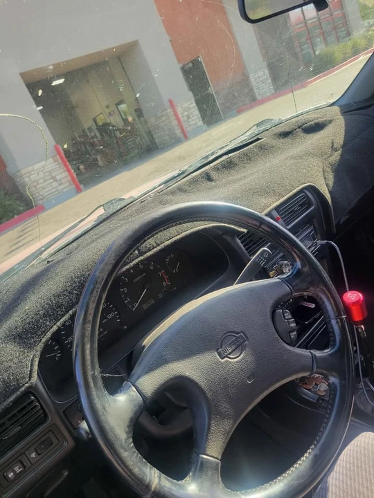 1994 Nissan Sentra 3rd Gen - Image 6 of 11