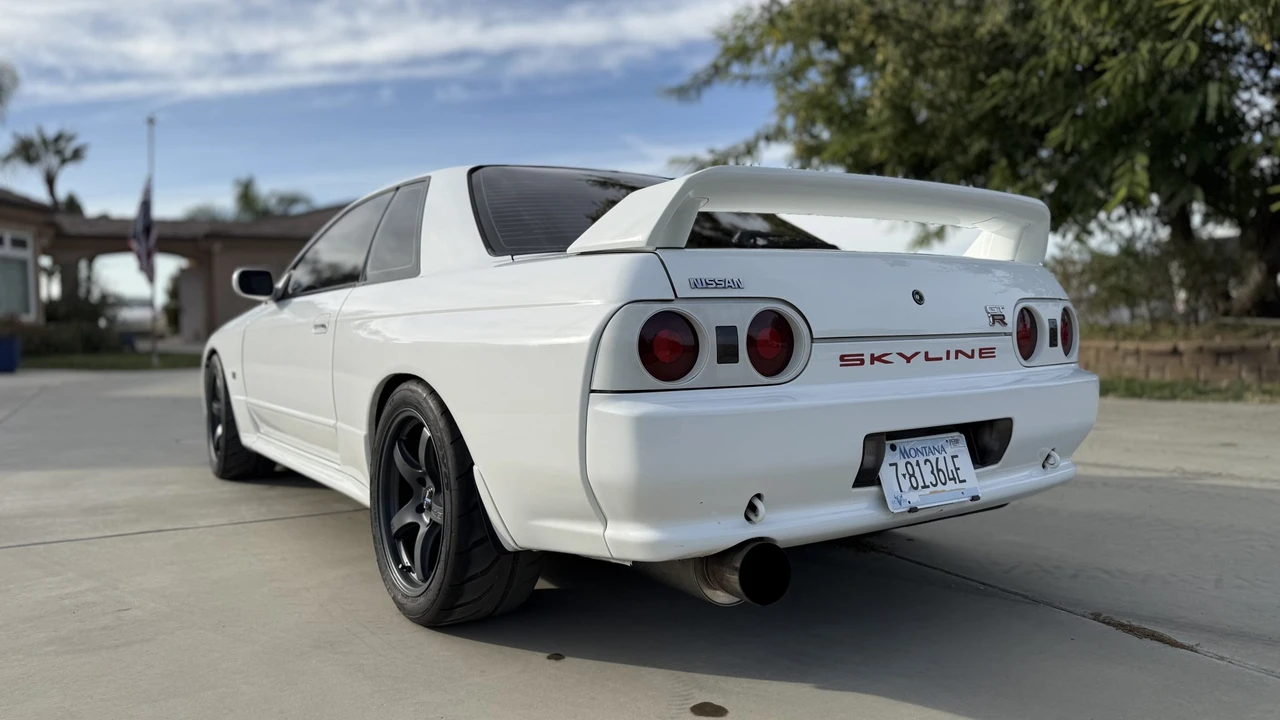 1994 Nissan R32 Skyline 8th Gen - Image 8 of 31