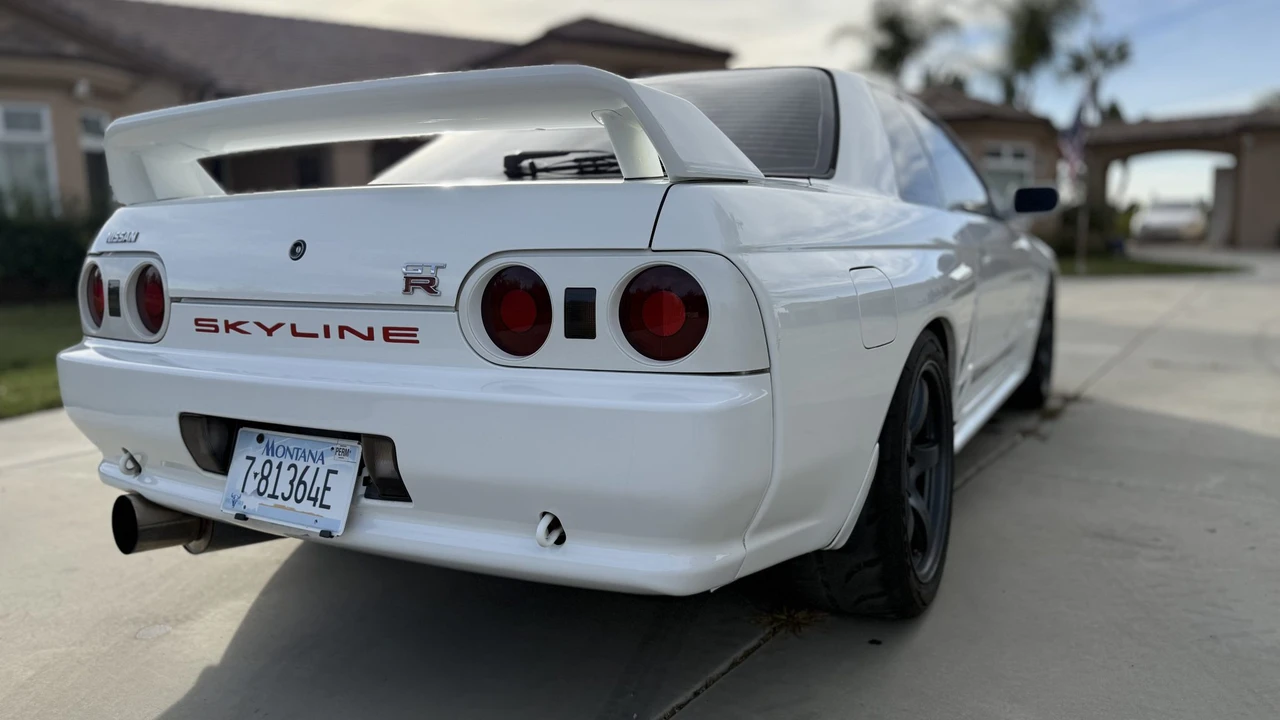 1994 Nissan R32 Skyline 8th Gen - Image 10 of 31