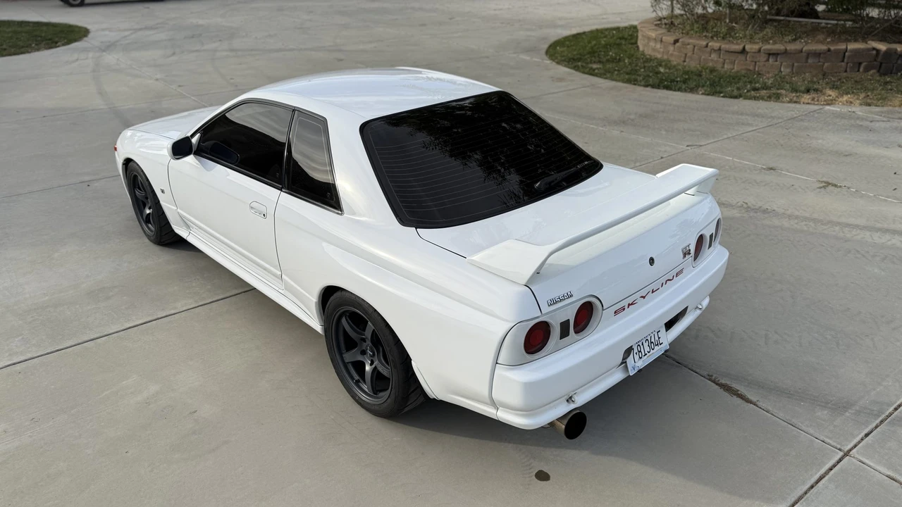 1994 Nissan R32 Skyline 8th Gen - Image 7 of 31