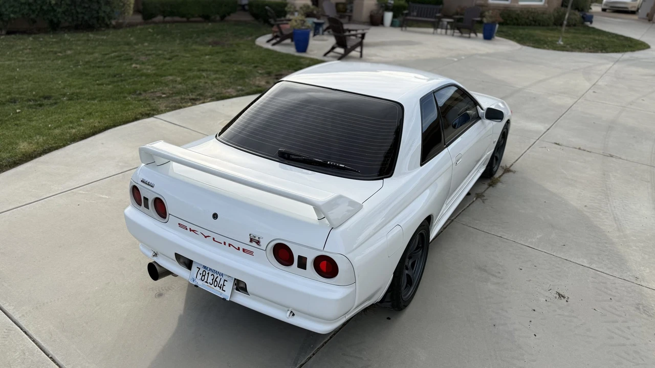 1994 Nissan R32 Skyline 8th Gen - Image 11 of 31