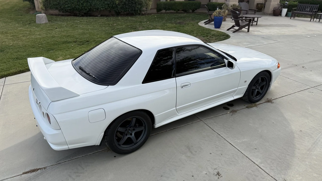1994 Nissan R32 Skyline 8th Gen - Image 12 of 31