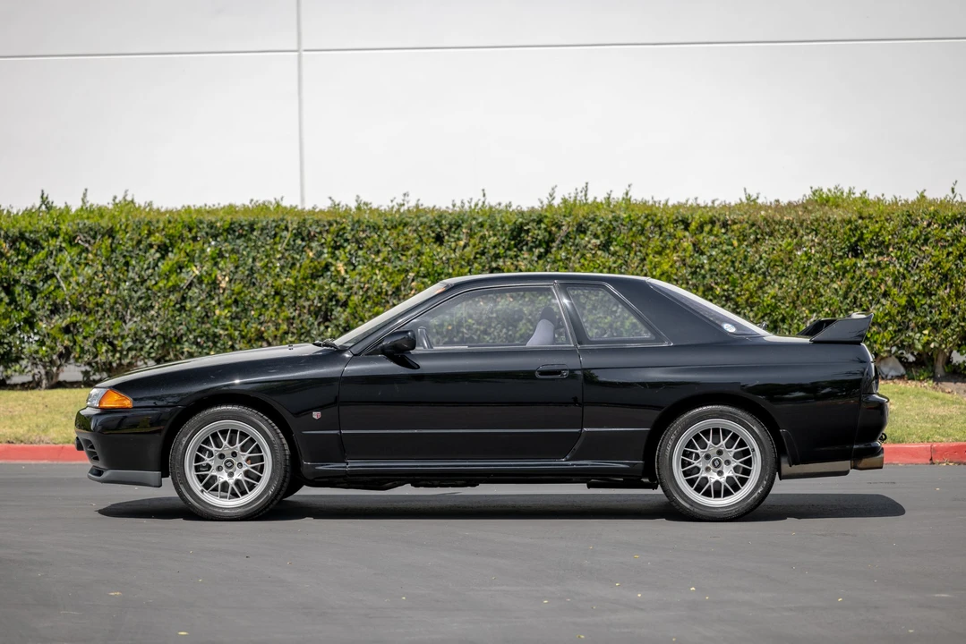 1994 Nissan R32 Skyline 8th Gen - Image 23 of 31