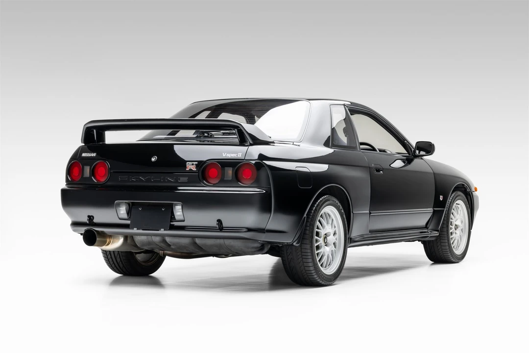 1994 Nissan R32 Skyline 8th Gen - Image 11 of 31