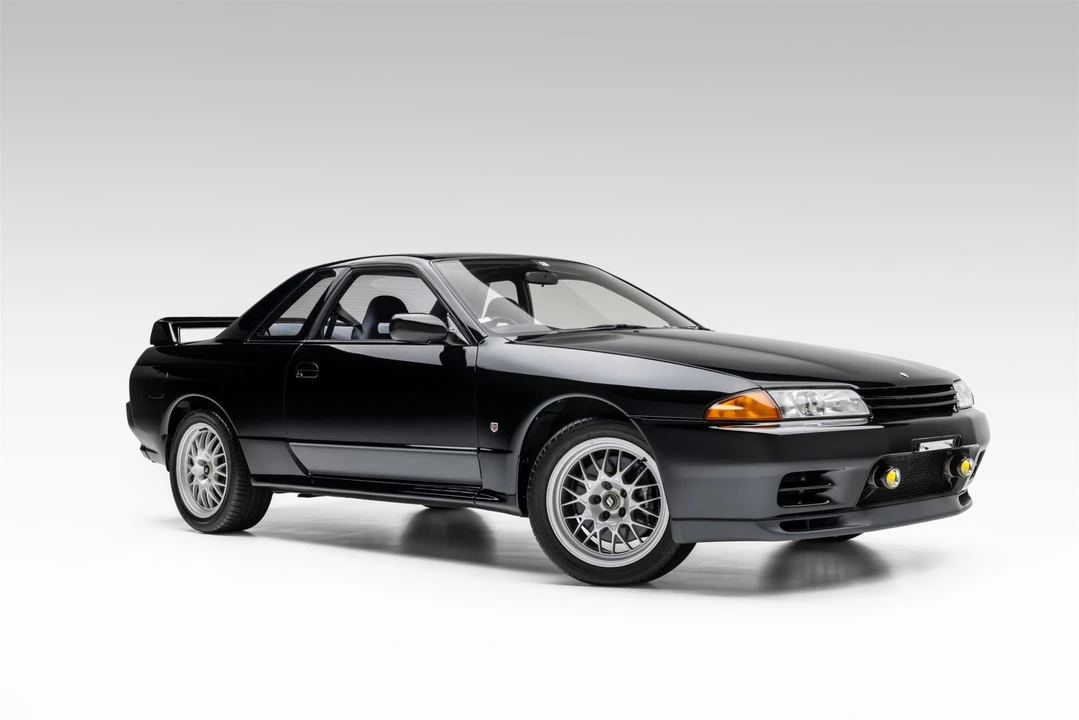 1994 Nissan R32 Skyline 8th Gen - Image 16 of 31