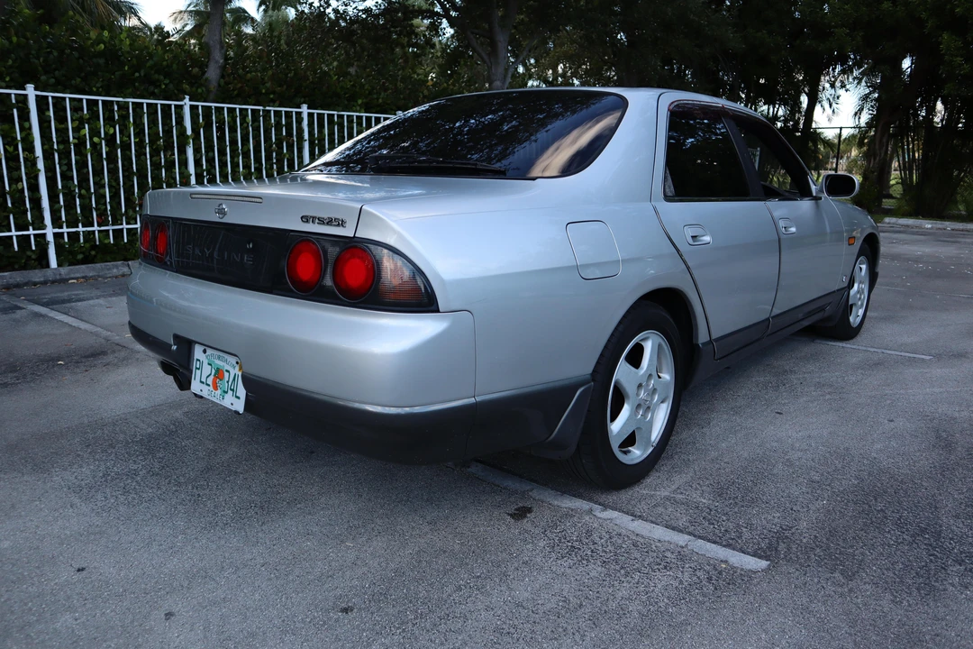 1994 Nissan R33 Skyline 9th Gen - Image 19 of 31