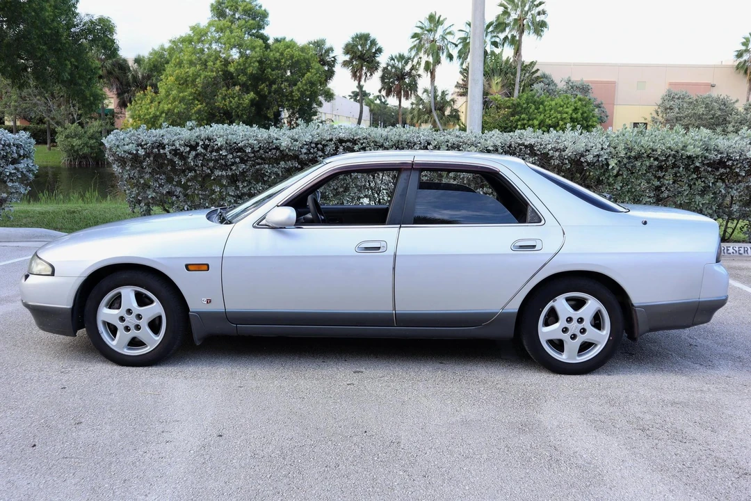 1994 Nissan R33 Skyline 9th Gen - Image 3 of 31