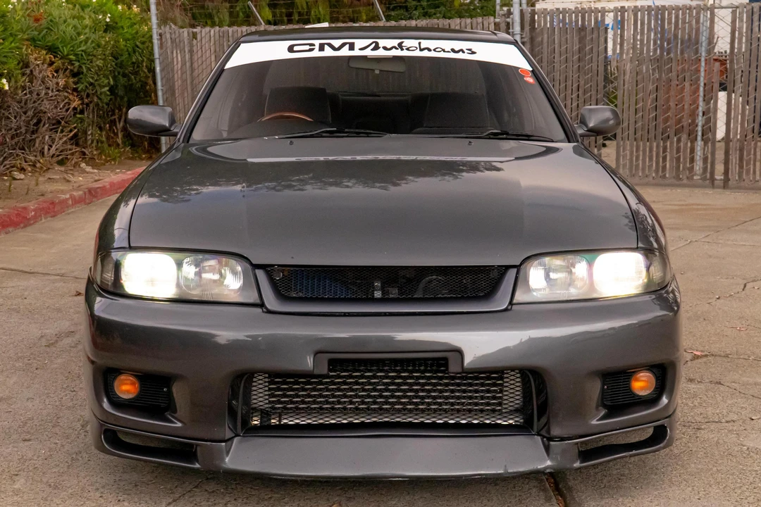 1994 Nissan R33 Skyline 9th Gen - Image 2 of 31