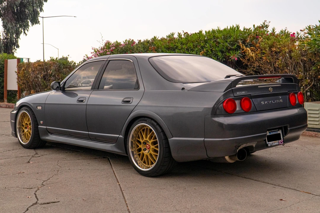 1994 Nissan R33 Skyline 9th Gen - Image 4 of 31