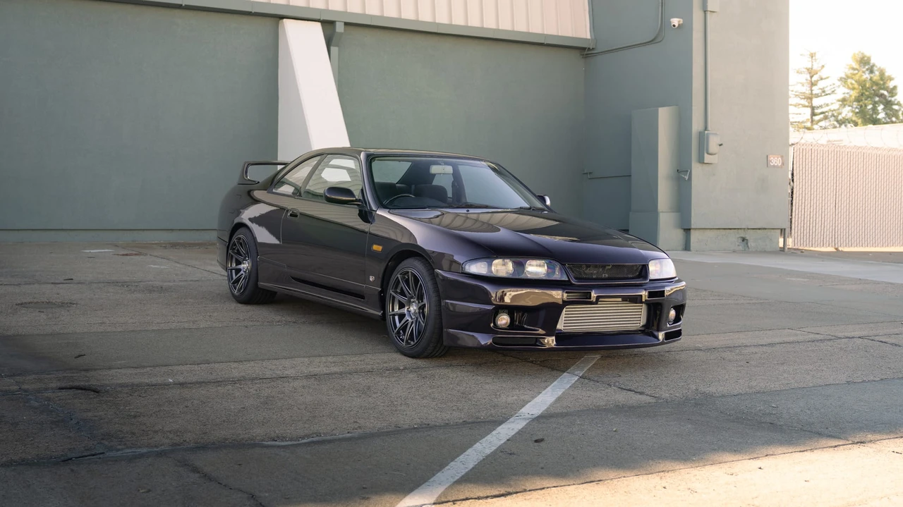 1994 Nissan R33 Skyline 9th Gen - Image 8 of 31