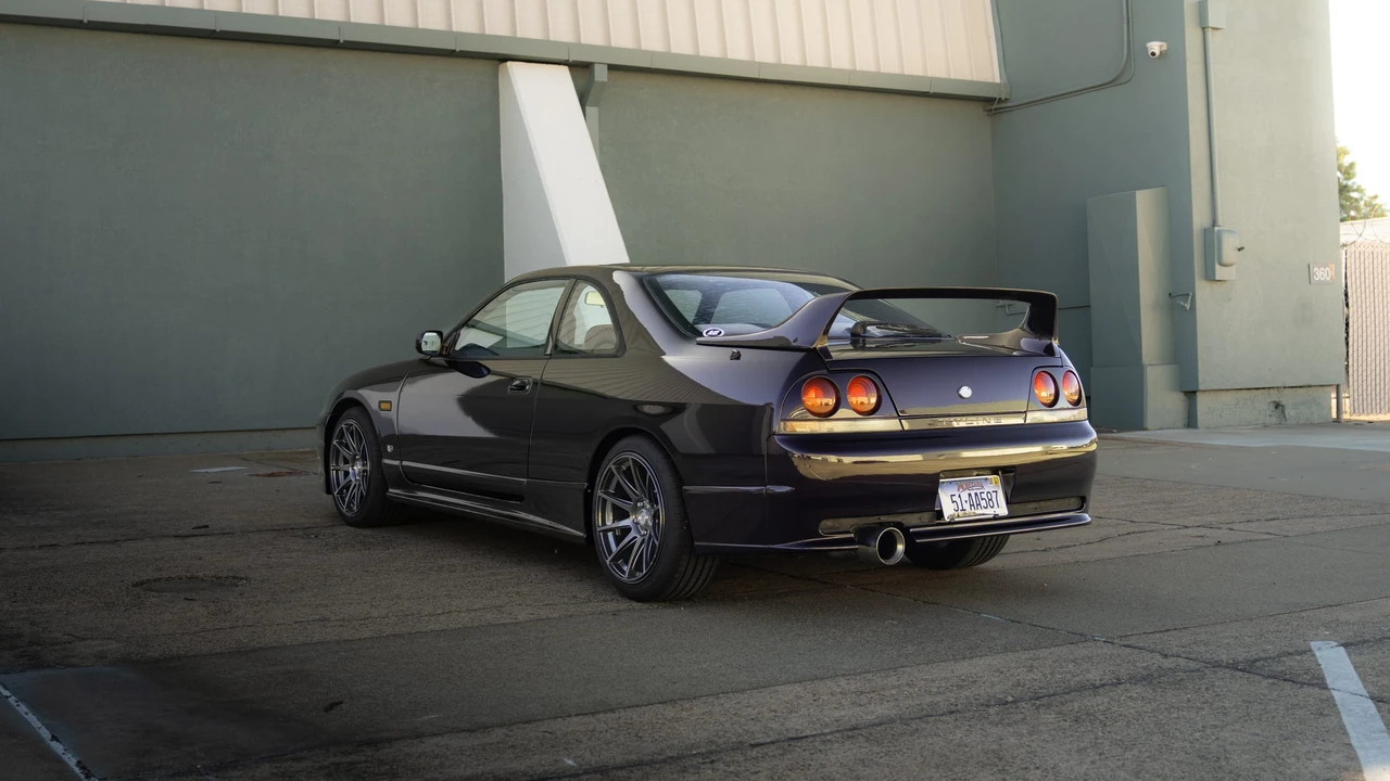 1994 Nissan R33 Skyline 9th Gen - Image 23 of 31
