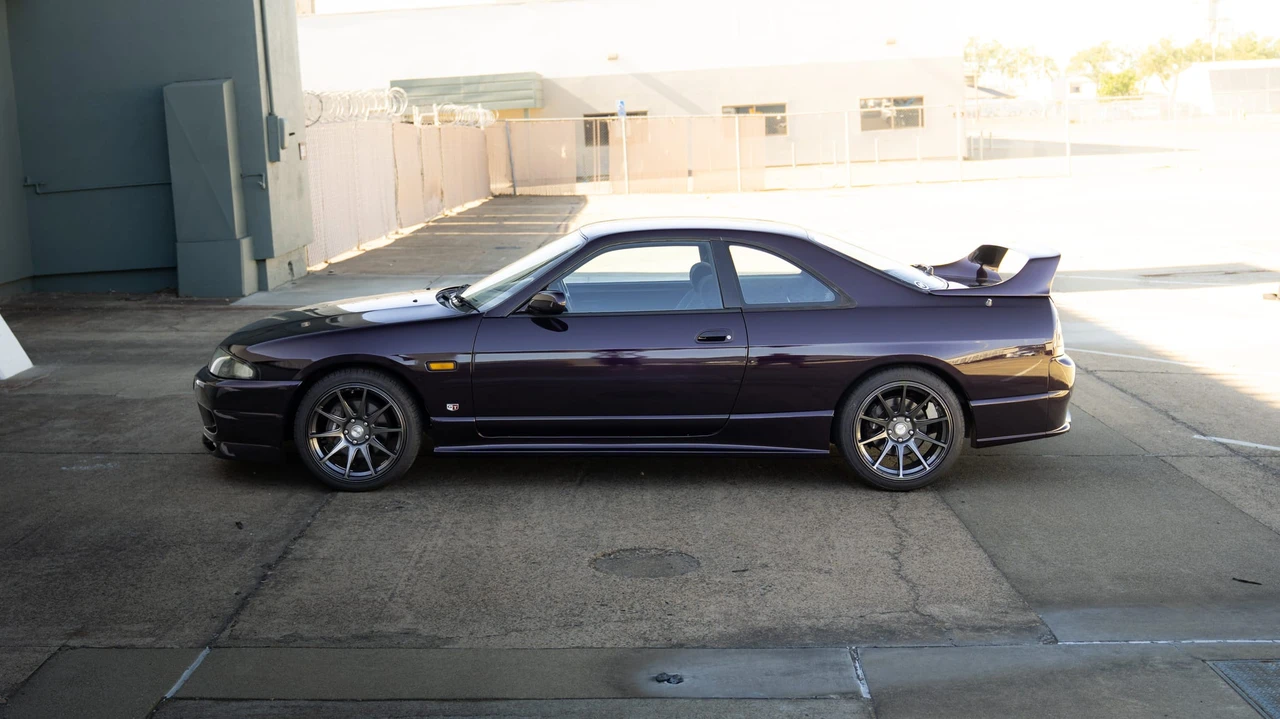 1994 Nissan R33 Skyline 9th Gen - Image 25 of 31