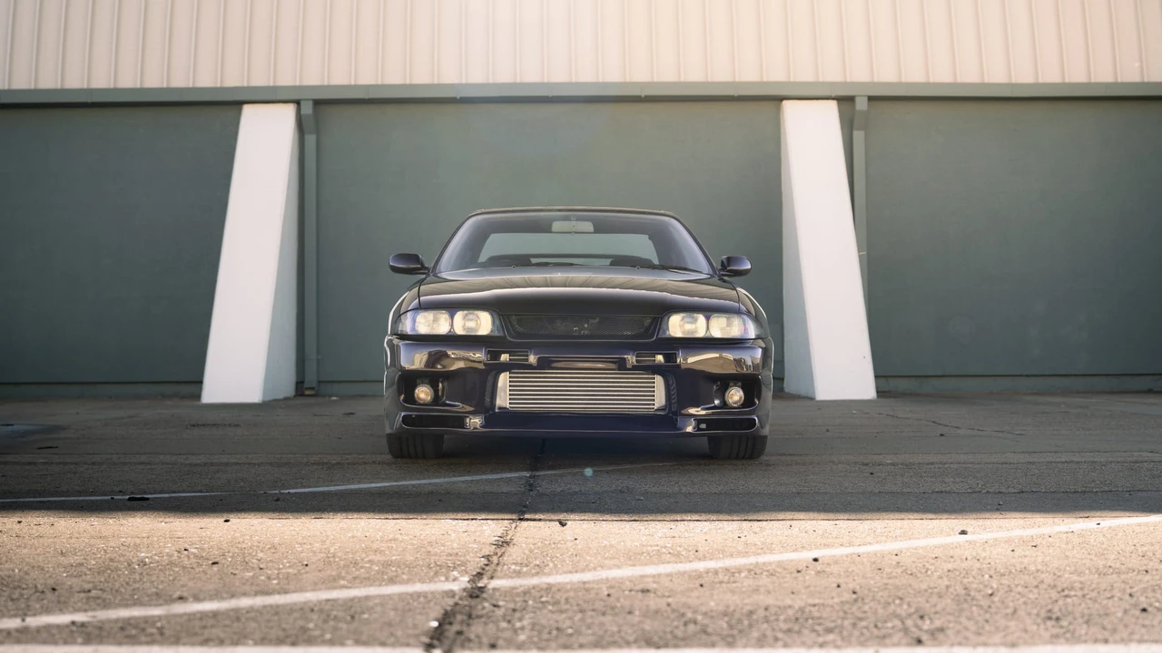 1994 Nissan R33 Skyline 9th Gen - Image 7 of 31