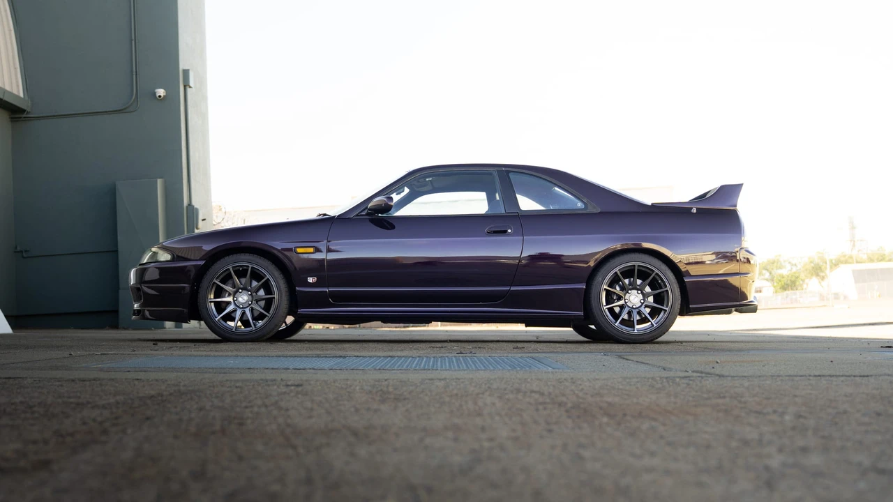 1994 Nissan R33 Skyline 9th Gen - Image 27 of 31