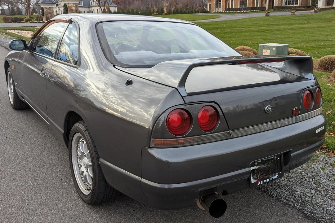 1994 Nissan R33 Skyline 9th Gen - Image 4 of 31