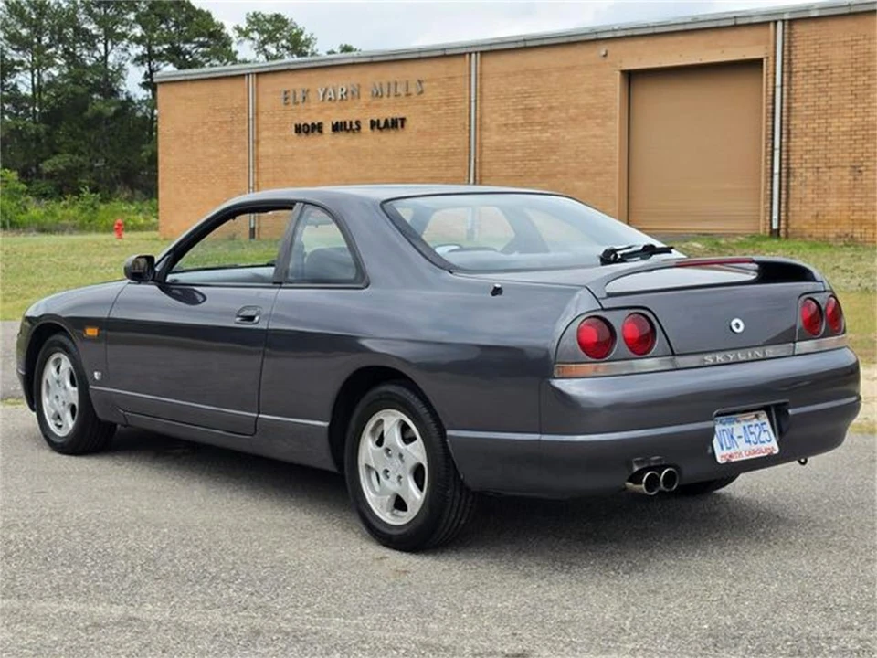 1994 Nissan R32 Skyline 8th Gen - Image 11 of 31
