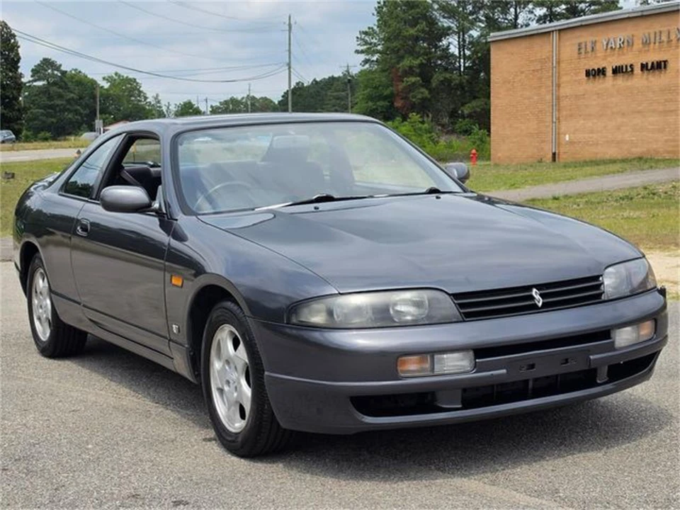 1994 Nissan R32 Skyline 8th Gen - Image 4 of 31