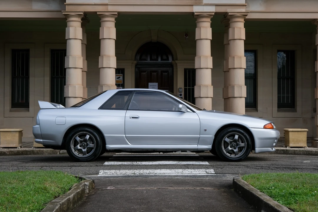 1994 Nissan R32 Skyline GT-R 8th Gen - Image 4 of 31