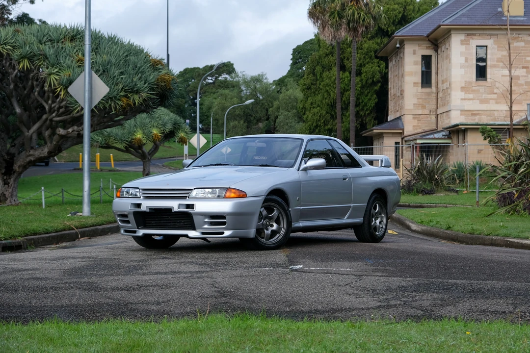 1994 Nissan R32 Skyline GT-R 8th Gen - Image 11 of 31