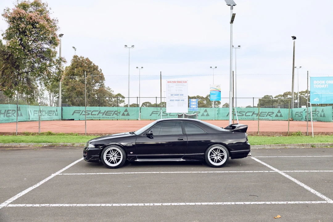 1994 Nissan R33 Skyline 9th Gen - Image 4 of 31