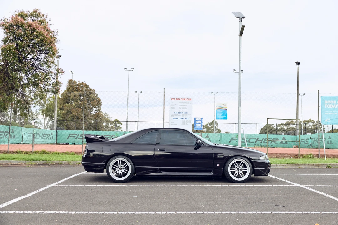 1994 Nissan R33 Skyline 9th Gen - Image 8 of 31