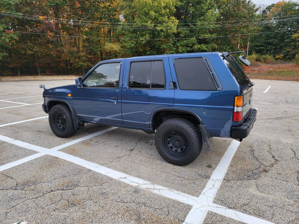 1994 Nissan Pathfinder 1st Gen - Image 13 of 31