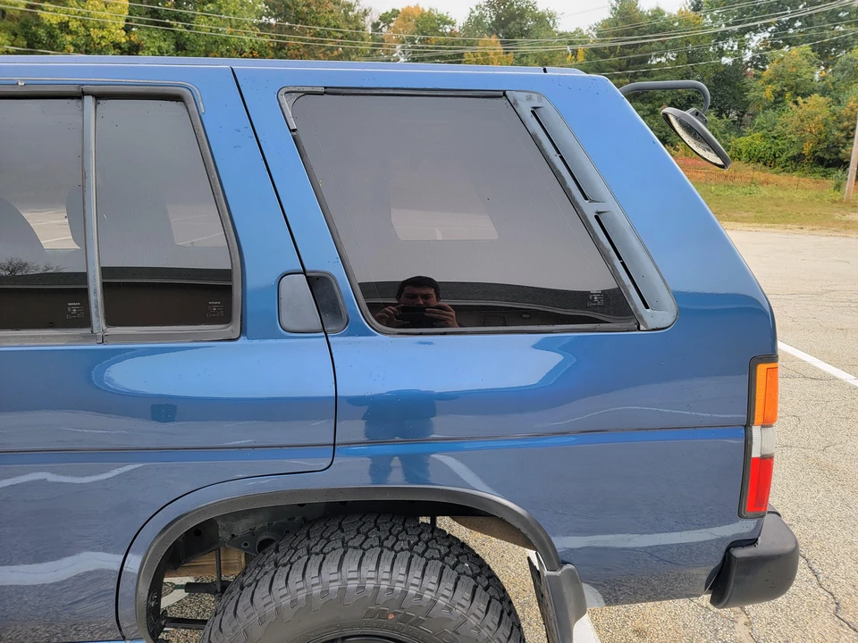 1994 Nissan Pathfinder 1st Gen - Image 30 of 31