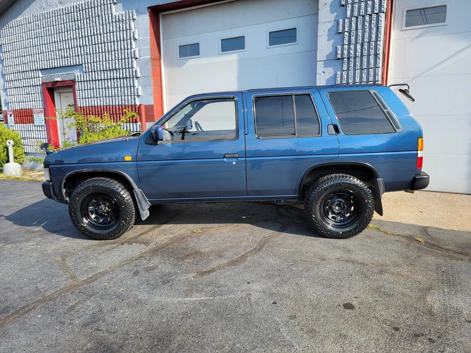 1994 Nissan Pathfinder 1st Gen - Image 12 of 31