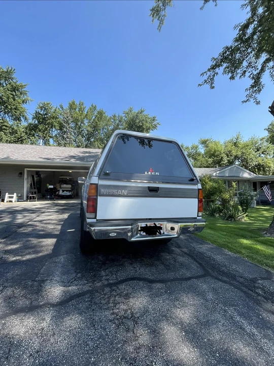 1994 Nissan Sentra - Image 8 of 20