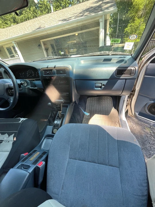 1994 Nissan - Image 15 of 21