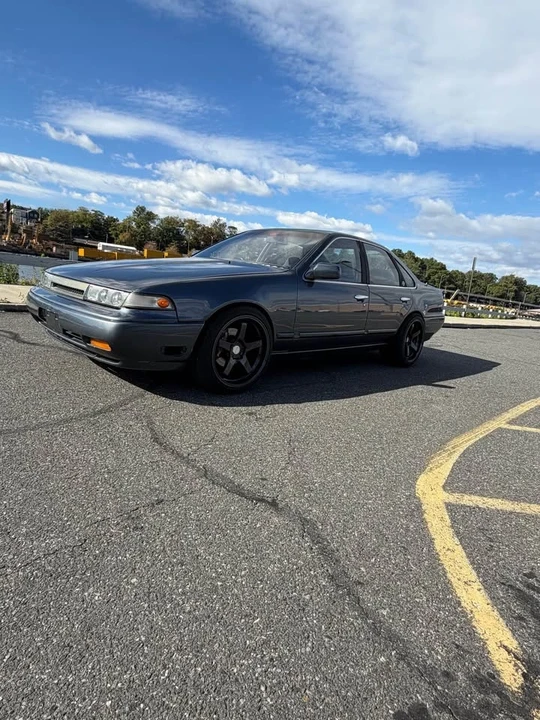 1994 Nissan Maxima 3rd Gen - Image 2 of 6
