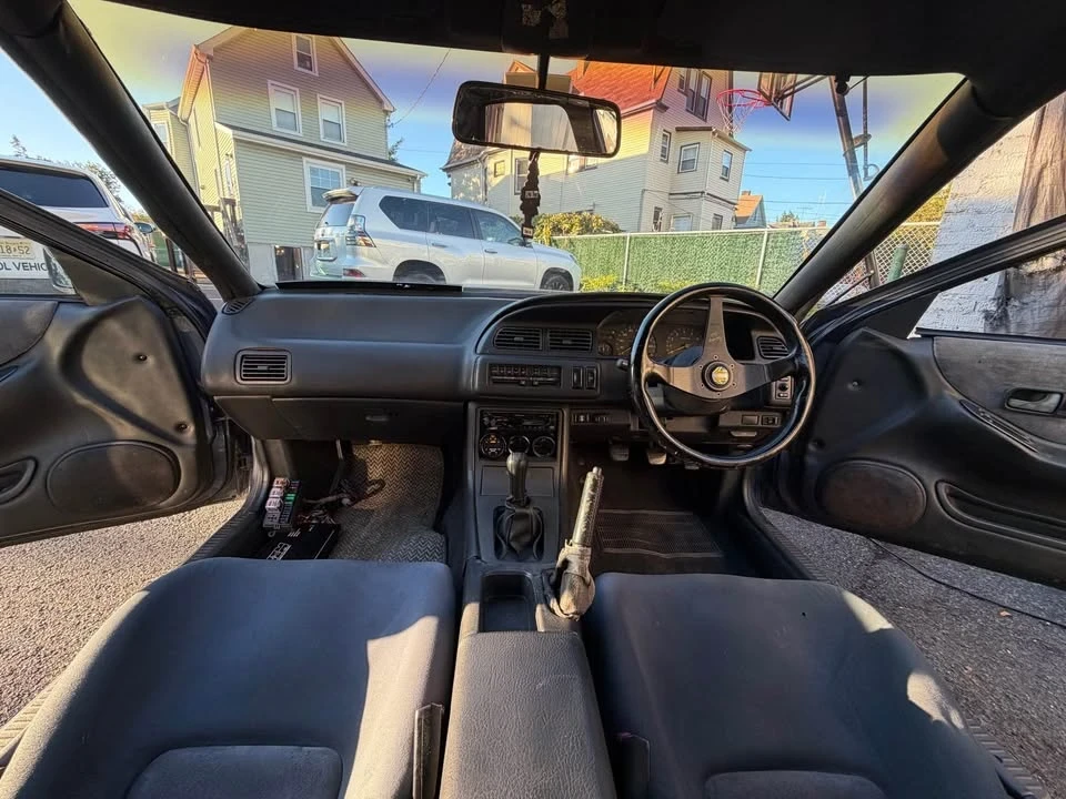 1994 Nissan Maxima 3rd Gen - Image 5 of 6