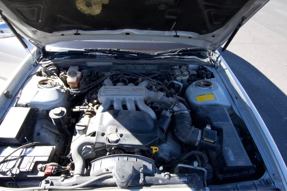 1994 Nissan Cima 2nd Gen - Image 8 of 17