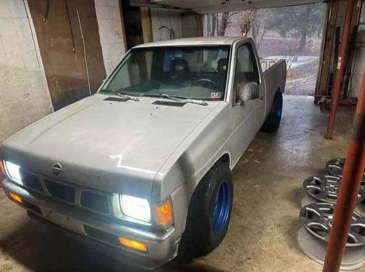 1994 Nissan Frontier - Image 5 of 7