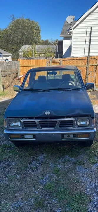 1994 Nissan Frontier - Image 3 of 11
