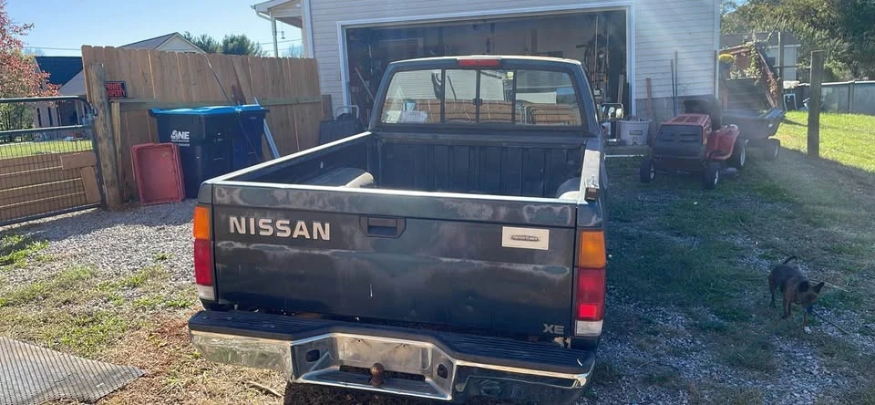 1994 Nissan Frontier - Image 5 of 11