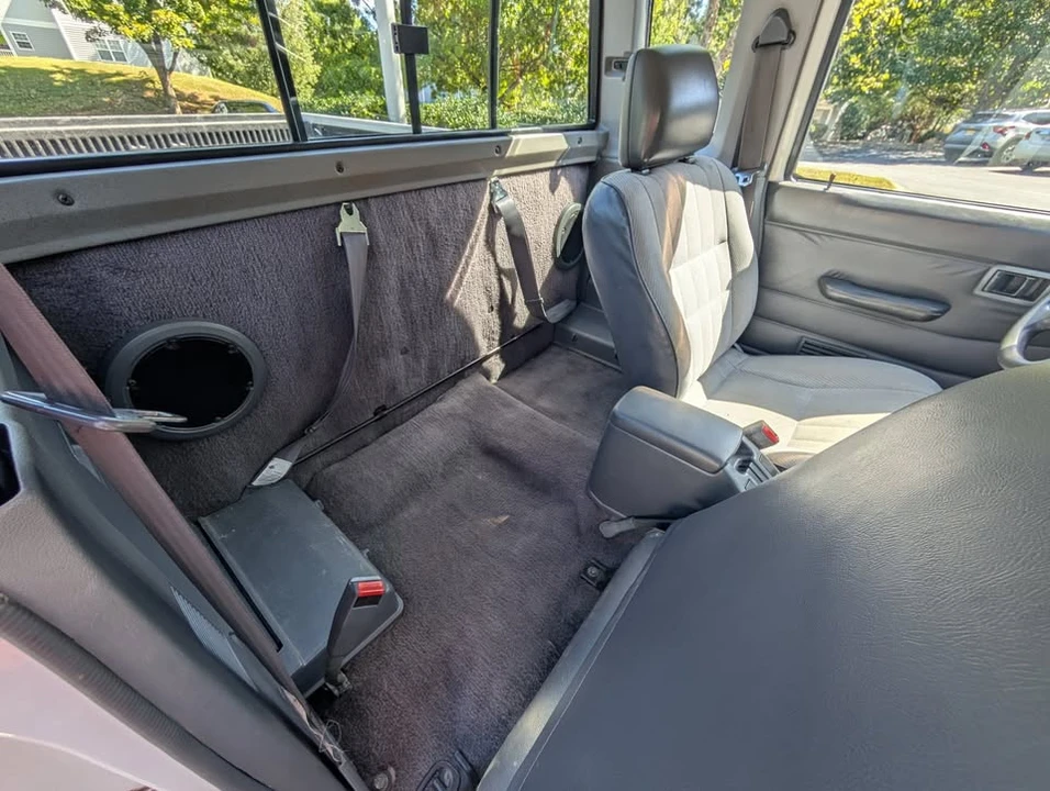 1994 Nissan Frontier - Image 15 of 20