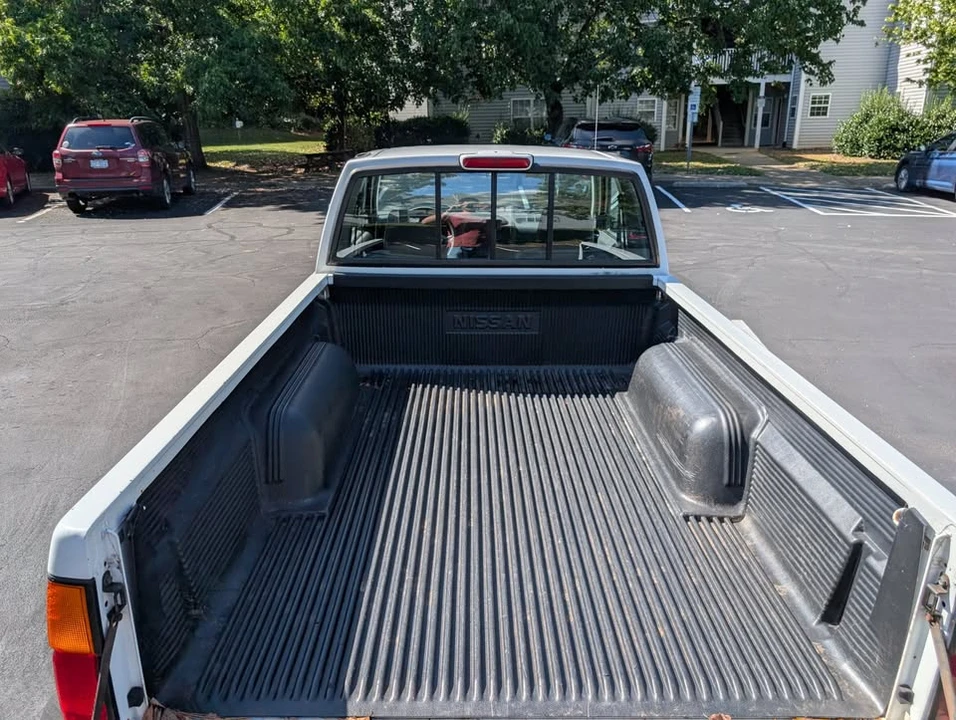 1994 Nissan Frontier - Image 6 of 20