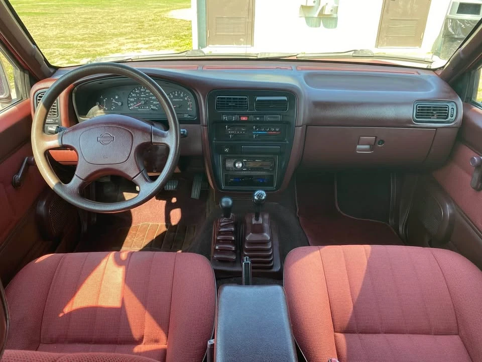 1994 Nissan Pathfinder 1st Gen - Image 7 of 8