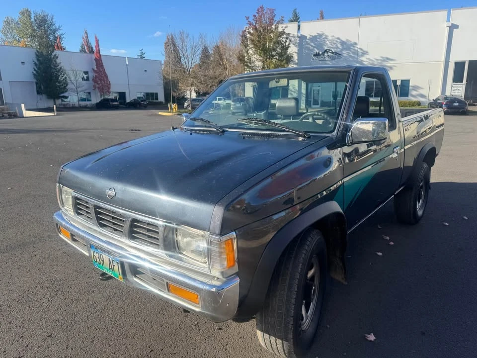 1994 Nissan Frontier - Image 10 of 16