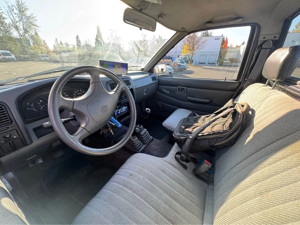 1994 Nissan Frontier - Image 8 of 16