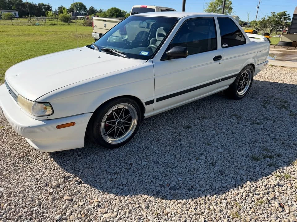 1994 Nissan Sentra 3rd Gen - Image 2 of 9