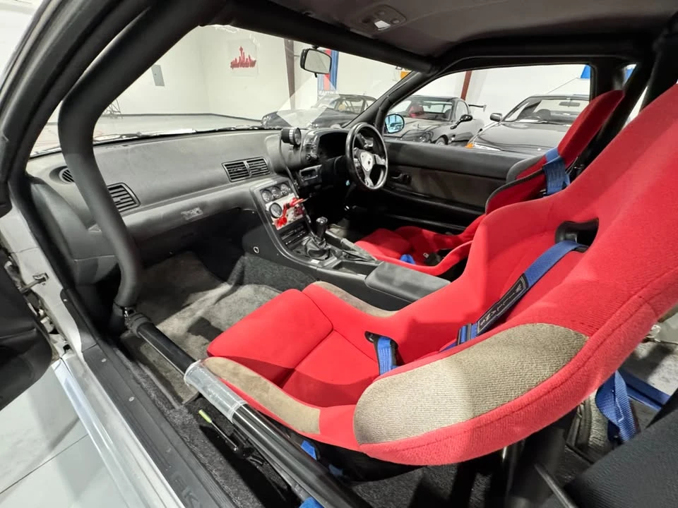 1994 Nissan Skyline - Image 18 of 19